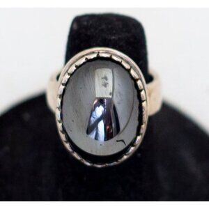 Size 5 1/2, Vintage Black Shiny Oval Faux Stone Silver Tone Ring by PD - A23